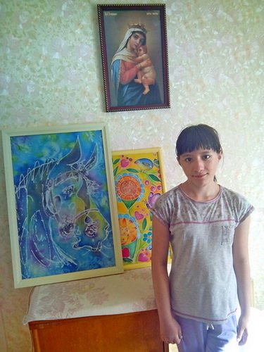 юная художница Юлия Смольникова